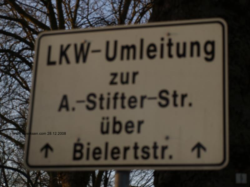 Foto der Adalbert-Stifter-Straße: Wegweiser Adalbert-Stifter-Str.