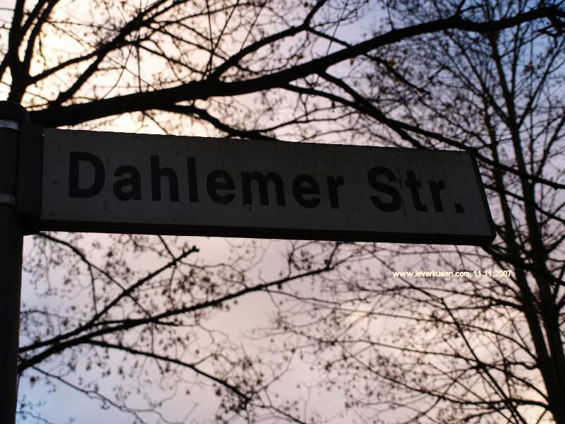 Foto der Dahlemer Str.: Straßenschild Dahlemer Str.