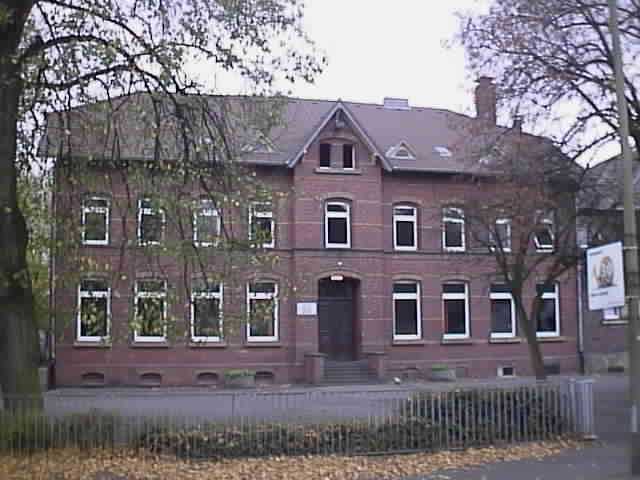 Foto der Dhünnberg: Schule