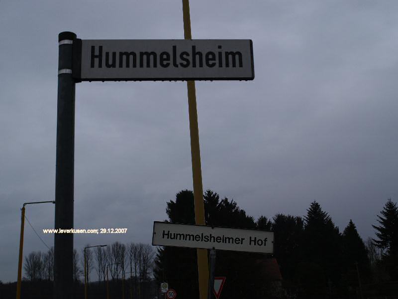 Hummelsheim, Straßenschild; Hummelsheimer Hof, Schild