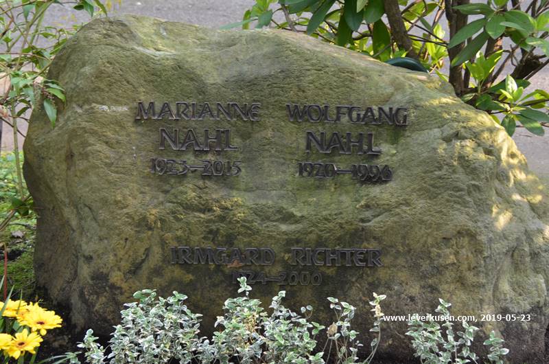 Waldfriedhof, Grab Nahl