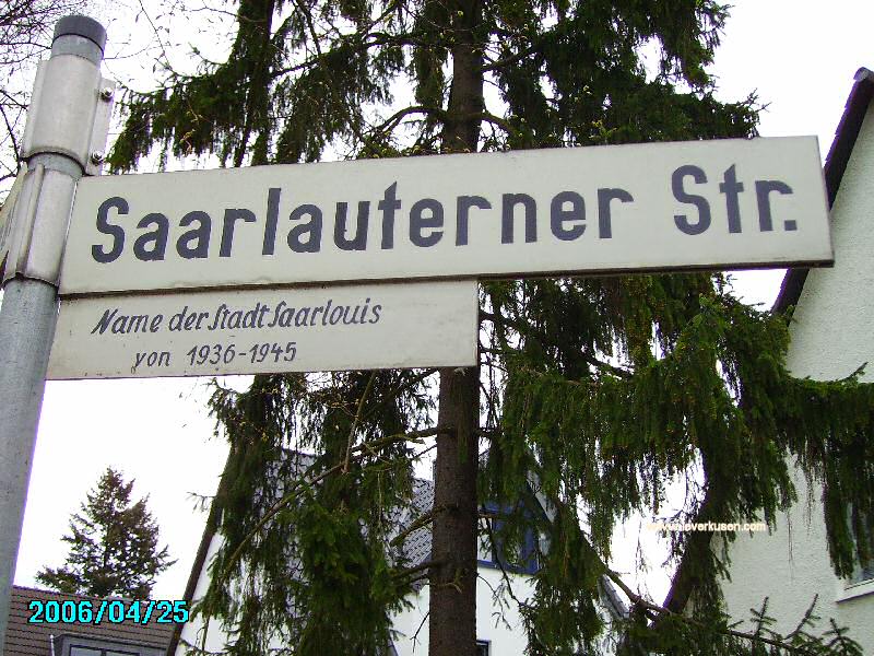 Foto der Saarlauterner Str.: Straßenschild Saarlauterner Straße