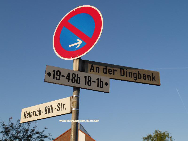 An der Dingbank, Heinrich-Böll-Str., Straßenschild