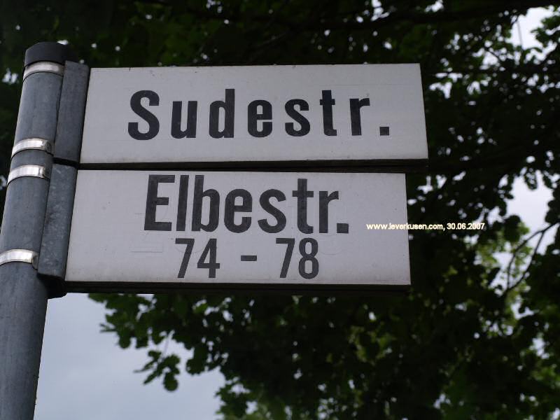 Foto der Sudestr.: Straßenschild Sudestr.