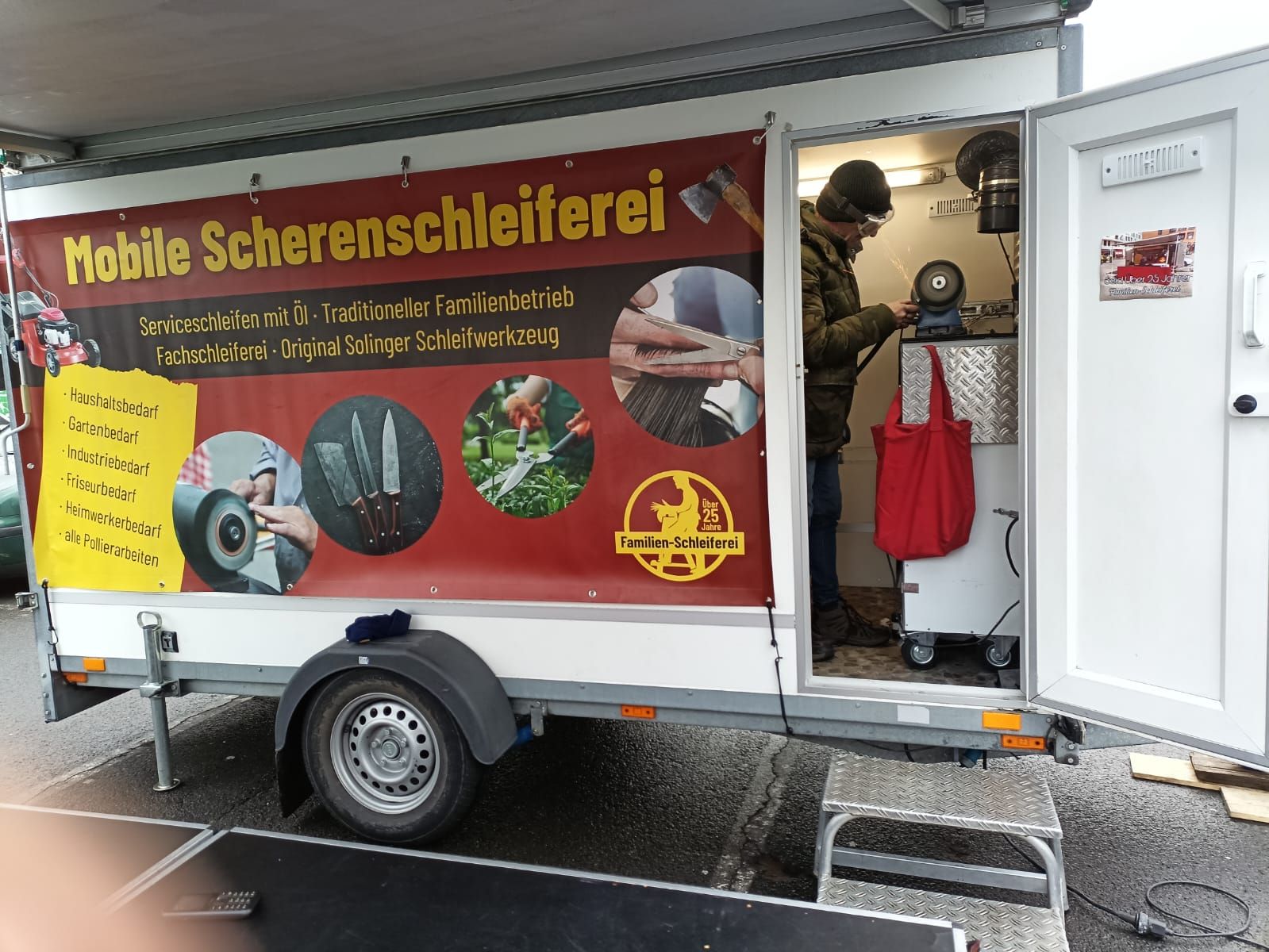 Mobile Scherenschleiferei Brandes // Foto: Tanja-Baltes