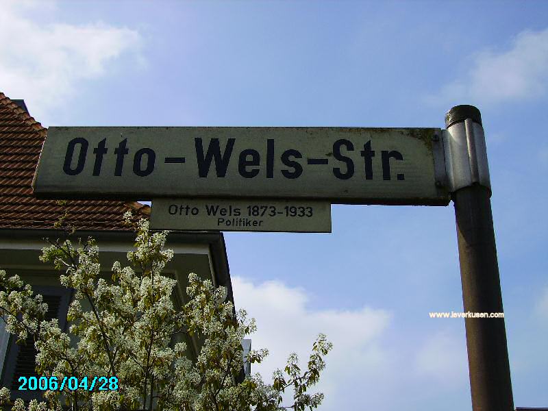 Foto der Otto-Wels-Str.: Straßenschild Otto-Wels-Str.