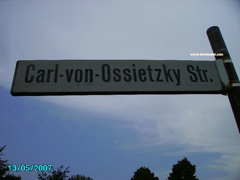 Straßenschild Carl-von-Ossietzky-Straße
