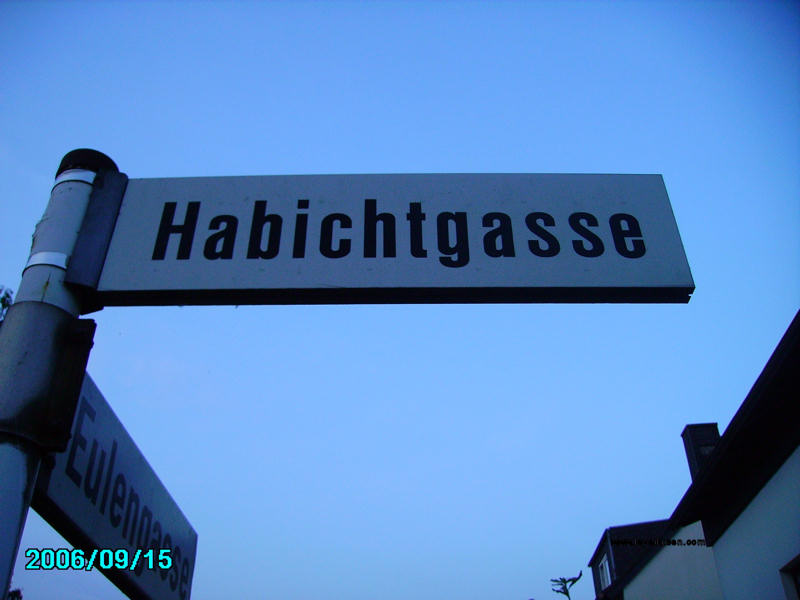 Straßenschild Habichtstraße
