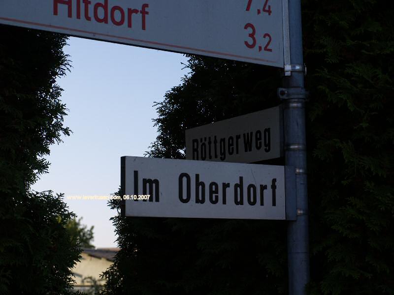 Foto der Im Oberdorf: Straßenschild Im Oberdorf
