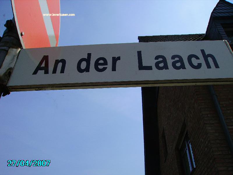 Foto der An der Laach: Straßenschild An der Laach