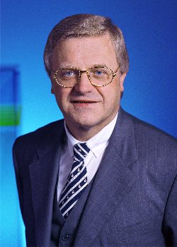 Werner Wenning (22 k) Quelle Bayer AG
